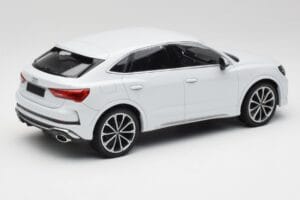 Audi RS Q3 F3 Sportback Glacier White Metallic Minichamps 1:18 155018105 Metal — billede 2 af 6