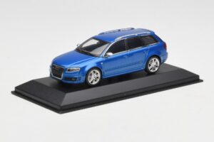 Audi RS4 B7 Avant Blue Metallic Minichamps 1:43 AUDI010 Metal — billede 2 af 4