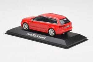 Audi RS4 B7 Avant Rød Minichamps 1:43 5010509213 Metal — billede 3 af 4