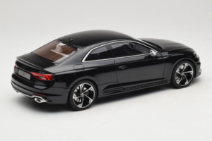 Audi RS5 B9 Coupe Sort GT Spirit 1:18 GT751 Resin — billede 2 af 6