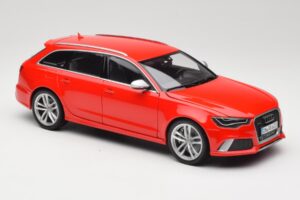 Audi RS6 C7 Avant Rød Minichamps 1:18 110012011 Metal — billede 6 af 8