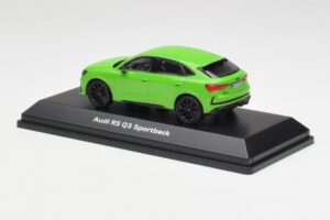 Audi RSQ3 F3 Sportback Grøn Minichamps 1:43 5012013631 Metal — billede 3 af 4