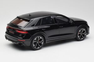 Audi RSQ8 Night Sort GT Spirit 1:18 GT305 Resin — billede 2 af 6