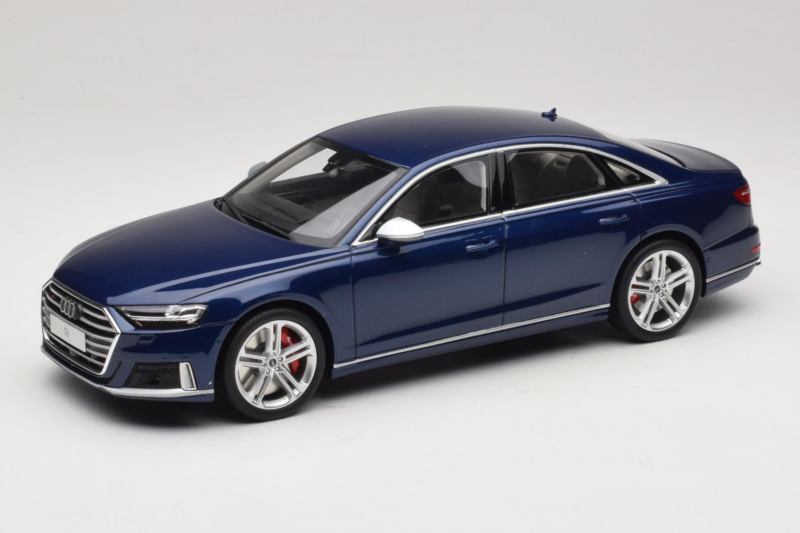 Audi S8 D5 Blå GT Spirit 1:18 GT313 Resin