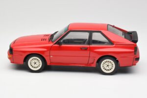 Audi Sport Quattro Rød Forhandler Udgave AUTOart 1:18 5030400205 Metal — billede 4 af 8