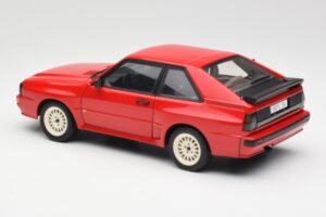 Audi Sport Quattro Rød Forhandler Udgave AUTOart 1:18 5030400205 Metal — billede 7 af 8
