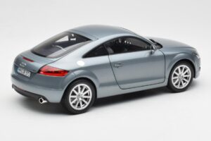 Audi TT 8J Condor Grå Minichamps 1:18 5010500415 Metal — billede 3 af 8