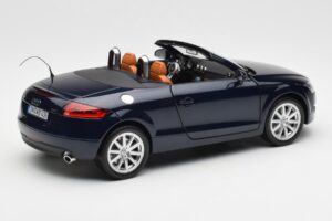 Audi TT 8J Roadster Dybhavs Blå Minichamps 1:18 5010500525 Metal — billede 3 af 8