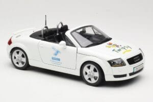 Audi TT 8N Cabriolet Hvid Maisto 1:18 56065 Metal — billede 6 af 8