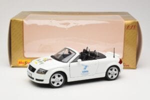 Audi TT 8N Cabriolet Hvid Maisto 1:18 56065 Metal — billede 8 af 8