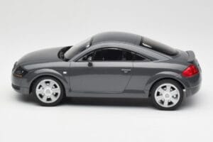 Audi TT 8N Coupe Grey Metallic Minichamps 1:18 155017020 Metal — billede 3 af 6