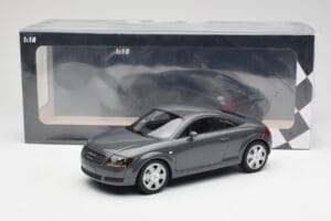 Audi TT 8N Coupe Grey Metallic Minichamps 1:18 155017020 Metal — billede 6 af 6