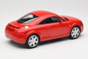 Audi TT 8N Rød Minichamps 1:18 155017022 Metal — billede 2 af 6