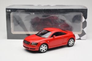 Audi TT 8N Rød Minichamps 1:18 155017022 Metal — billede 6 af 6
