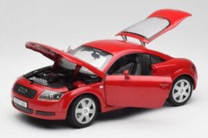 Audi TT 8N Coupe Rød Revell 1:18 89909092 Metal — billede 2 af 8