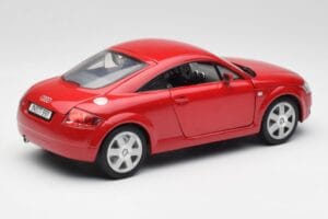Audi TT 8N Coupe Rød Revell 1:18 89909092 Metal — billede 3 af 8