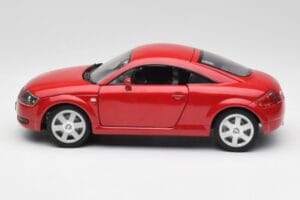 Audi TT 8N Coupe Rød Revell 1:18 89909092 Metal — billede 4 af 8