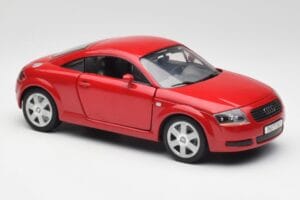 Audi TT 8N Coupe Rød Revell 1:18 89909092 Metal — billede 6 af 8