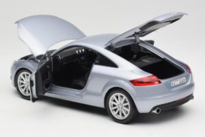 Audi TT 8N RHD Lake Sølv Metallic Minichamps 1:18 150015020 Metal — billede 5 af 8