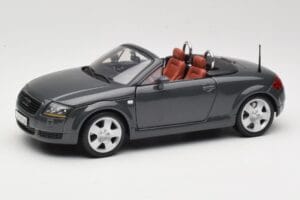 Audi TT 8N Roadster Grå Maisto 1:18 50346 Metal