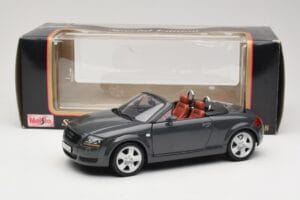 Audi TT 8N Roadster Grå Maisto 1:18 50346 Metal — billede 8 af 8