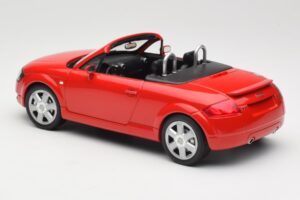 Audi TT 8N Roadster Rød Minichamps 1:18 155017032 Metal — billede 5 af 6