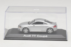Audi TT 8N Sølv Minichamps 1:43 5019800423 Metal — billede 4 af 5