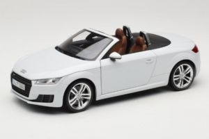 Audi TT 8S Roadster Glacier White Minichamps 1:18 5011400515 Metal