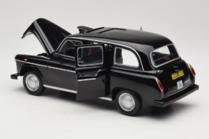 Austin FX4 London Taxi Sort Minichamps 1:18 180136000 Metal — billede 5 af 8
