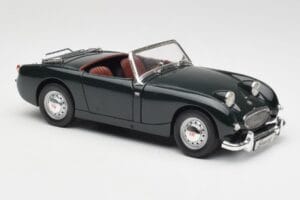 Austin-Healey Sprite Leaf Green Revell 1:18 08837 Metal — billede 6 af 8