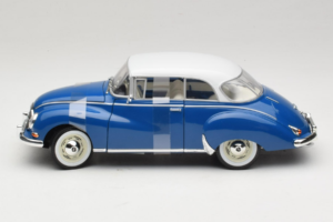 Auto Union 1000 S Coupe Blå Hvid Revell 1:18 08909 Metal — billede 3 af 6