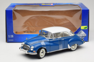 Auto Union 1000 S Coupe Blå Hvid Revell 1:18 08909 Metal — billede 6 af 6