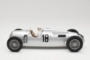 Auto Union Typ C #18 B. Rosemeyer Internationales Eifelrennen Nürburgring Winner 1936 Minichamps 1:18 155361018 Metal — billede 3 af 6