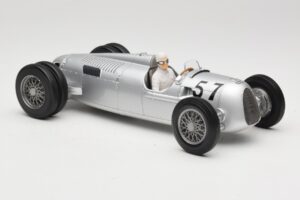 Auto Union Type C #57 H. Stuck Winner Shelsley Walsh Hill Climb 1936 Minichamps 1:18 155361057 Metal — billede 4 af 6