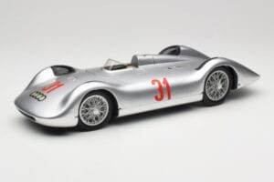 Auto Union Typ C Stromlinie #31 B. Rosemeyer 1937 Sølv Revell 1:18 08436 Metal