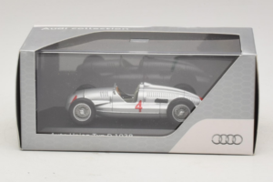 Auto Union Typ D #4 Sølv Minichamps 1:43 5030900703 Metal — billede 4 af 4