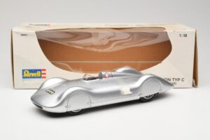 Auto Union Type C Streamliner #72 B. Rosemeyer World Record 1937 Revell 1:18 08420 Metal — billede 6 af 6