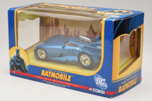 Batmobile DC Comics Corgi 1:24 77511 Metal — billede 3 af 3