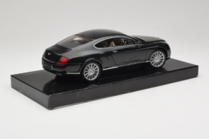 Bentley Continental GT British Racing Green Minichamps 1:18 BL570 Metal — billede 4 af 8