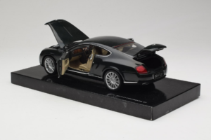 Bentley Continental GT British Racing Green Minichamps 1:18 BL570 Metal — billede 5 af 8