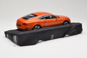 Bentley Continental GT Orange Metallic Minichamps 1:18 100139921 Metal — billede 3 af 8
