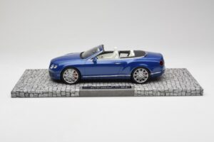 Bentley Continental GT Speed Cabriolet Blå Minichamps 1:18 107139331 Metal — billede 3 af 6