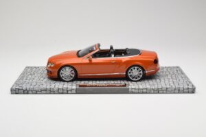 Bentley Continental GT Speed Cabriolet Orange Metallic Minichamps 1:18 107139430 Metal — billede 3 af 6
