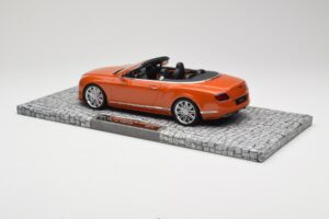 Bentley Continental GT Speed Cabriolet Orange Metallic Minichamps 1:18 107139430 Metal — billede 5 af 6
