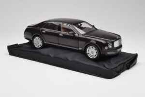 Bentley Mulsanne Burnt Oak Minichamps 1:18 100139905 Metal — billede 6 af 8