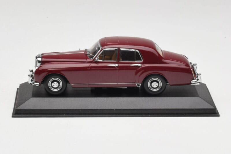 Bentley S1 Continental Flying Spur Bordeaux Minichamps 1:43 436139550 Metal