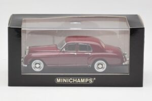 Bentley S1 Continental Flying Spur Creme Minichamps 1:43 436139551 Metal — billede 4 af 4