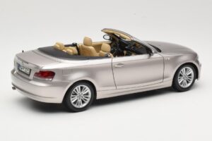 BMW 1 Series E88 Cabriolet Mineral Silver Metallic Kyosho 1:18 80430427020 Metal — billede 3 af 8