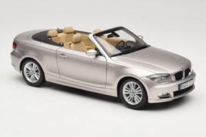 BMW 1 Series E88 Cabriolet Mineral Silver Metallic Kyosho 1:18 80430427020 Metal — billede 6 af 8