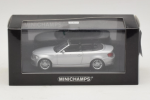 BMW 1-Series E88 Cabriolet Titan Silver Minichamps 1:43 80420427037-R1 Metal — billede 5 af 5